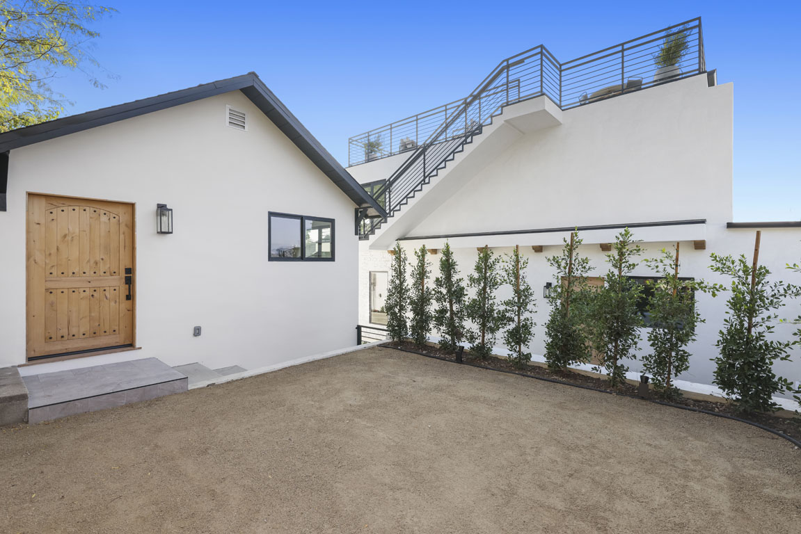 Middle ADU_Front View