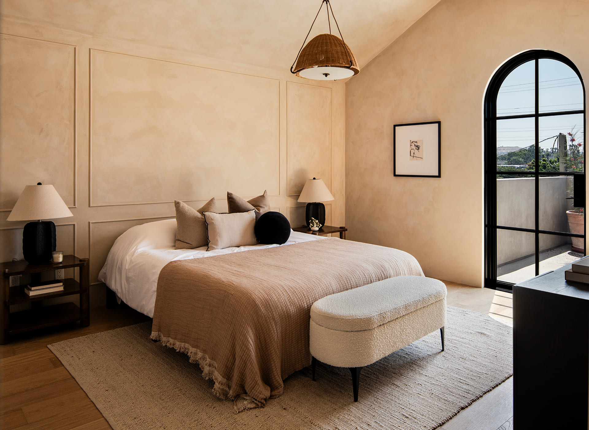 Copy-of-Copy-of-GAV08687