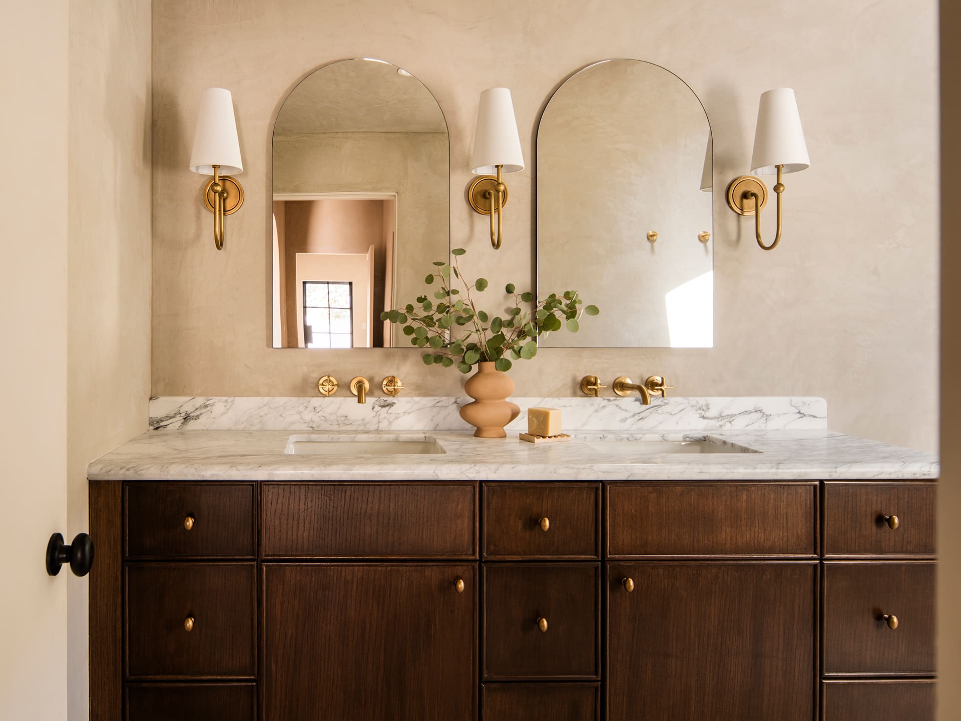 Copy-of-Copy-of-GAV08693